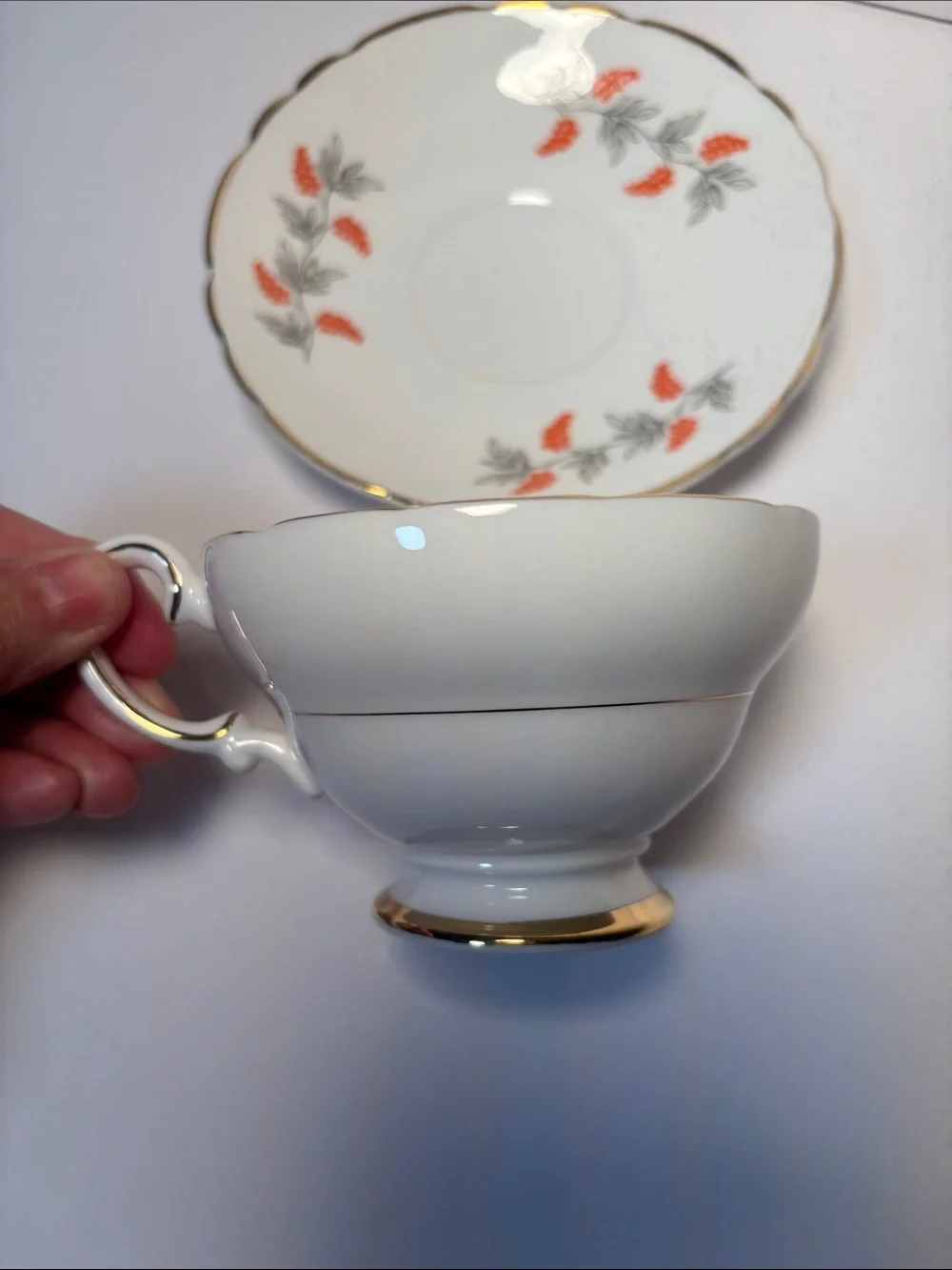 Vintage Crown Staffordshire England white Orange Berries Teacup Saucer 1930’s